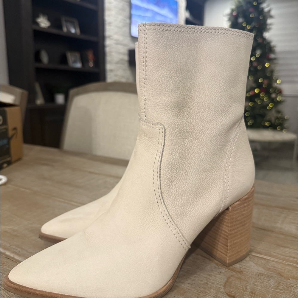 Gianni Bini Cream Heeled Boots